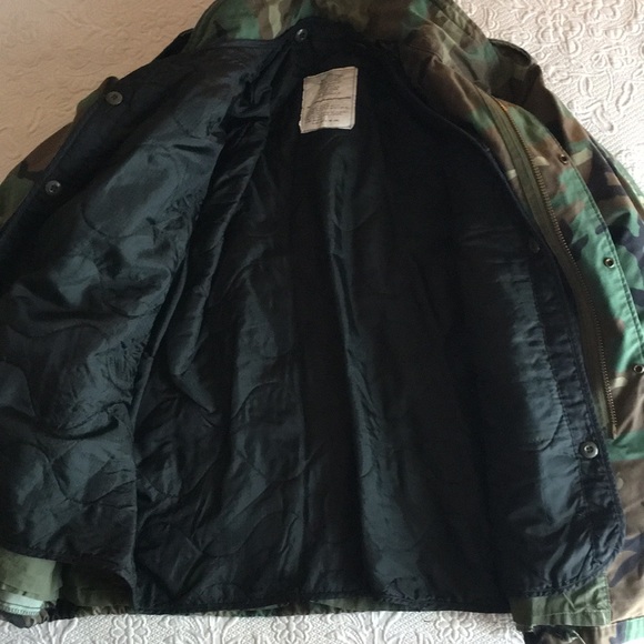 Cameo jacket with detachable hood - Picture 3 of 9